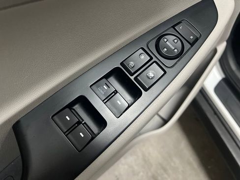 Used 2019 Hyundai Tucson SE FWD image 12