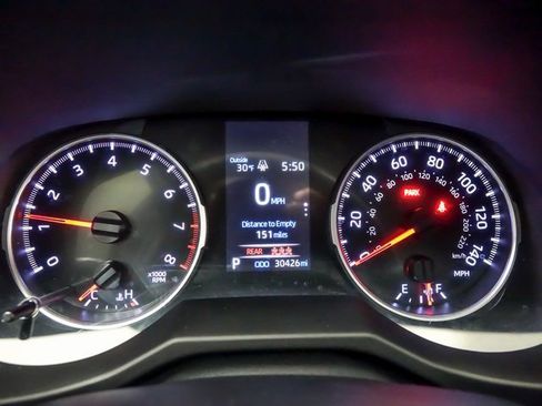 Certified 2022 Toyota RAV4 LE image 15