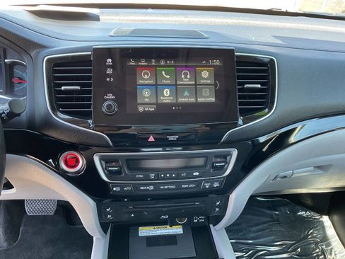 Used 2019 Honda Pilot Elite image 20