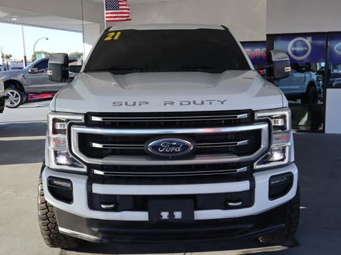 Used 2021 Ford F250 Platinum w/ FX4 Off-Road Package image 10