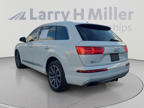 Used 2019 Audi Q7 3.0T Premium Plus w/ Premium Plus Package AWD/4WD image 3