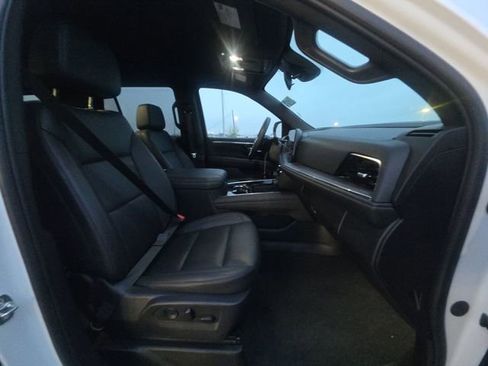 Used 2025 Chevrolet Tahoe LT image 7