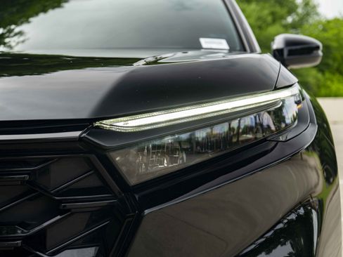 Used 2024 Honda CR-V Sport image 11