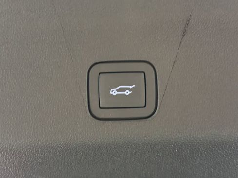 New 2026 GMC Yukon AT4 w/ AT4 Premium Plus Package image 39