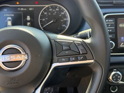 New 2025 Nissan Versa SV w/ Trunk Package image 8