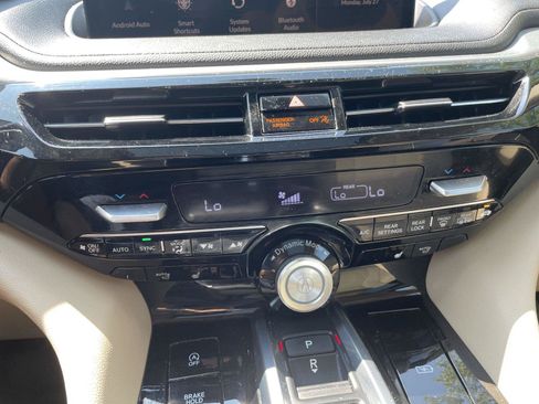 Used 2024 Acura MDX SH-AWD image 19
