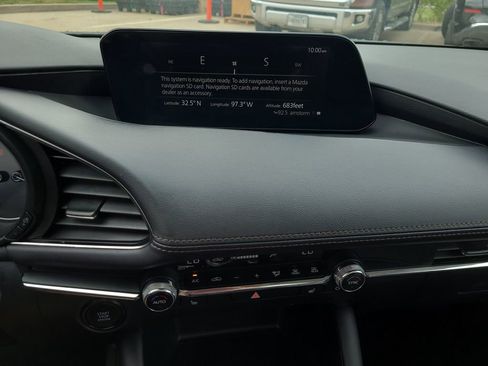 Used 2024 MAZDA MAZDA3 s image 20