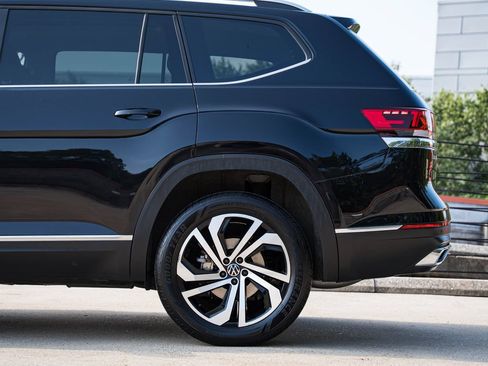 Certified 2023 Volkswagen Atlas SEL AWD/4WD image 4