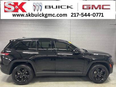 Used 2023 Jeep Grand Cherokee Limited w/ Black Appearance Package