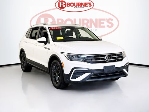 Used 2023 Volkswagen Tiguan SE w/ Panoramic Sunroof Package AWD/4WD image 1