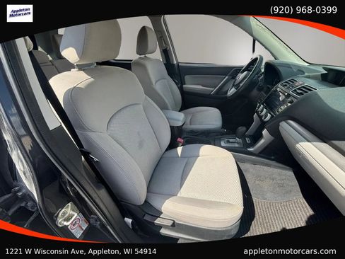 Used 2017 Subaru Forester 2.5i Premium AWD/4WD image 38