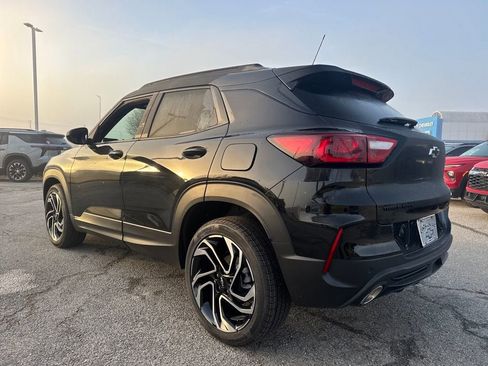 New 2026 Chevrolet TrailBlazer RS w/ Driver Confidence Package FWD image 4