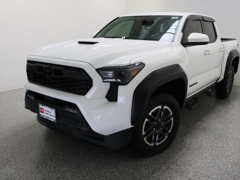 Certified 2024 Toyota Tacoma TRD Sport AWD/4WD image 2