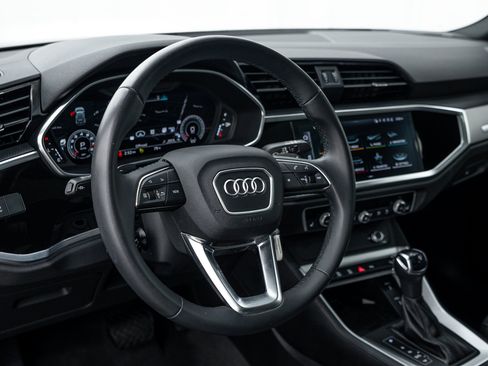 Certified 2023 Audi Q3 2.0T Premium Plus w/ Premium Plus Package AWD/4WD image 10