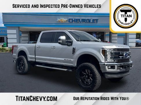 Used 2018 Ford F250 Lariat AWD/4WD image 1