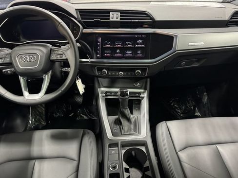 Certified 2025 Audi Q3 2.0T Premium AWD/4WD image 18