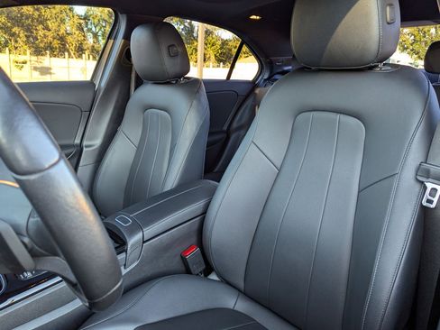 Used 2021 Mercedes-Benz A 220 image 14