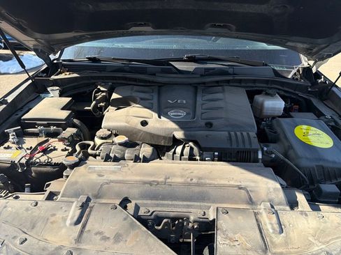 Used 2024 Nissan Armada SL image 32