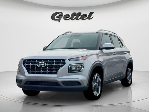 New 2026 Hyundai Venue SEL FWD image 1