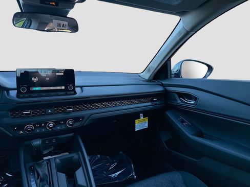 New 2025 Honda Accord SE image 17
