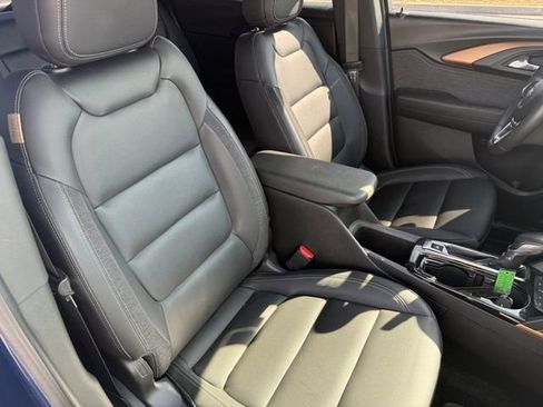 Used 2022 Chevrolet TrailBlazer ACTIV w/ Sun and Liftgate Package image 13