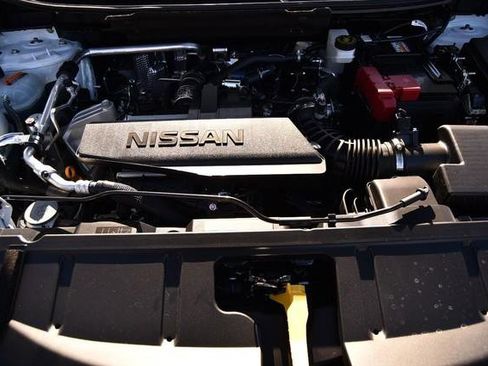 New 2026 Nissan Rogue Platinum image 31