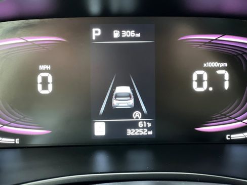 Used 2023 Kia Soul LX image 26