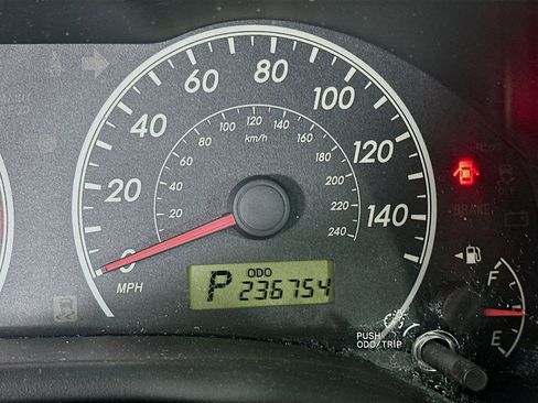 Used 2011 Toyota Corolla LE FWD image 19