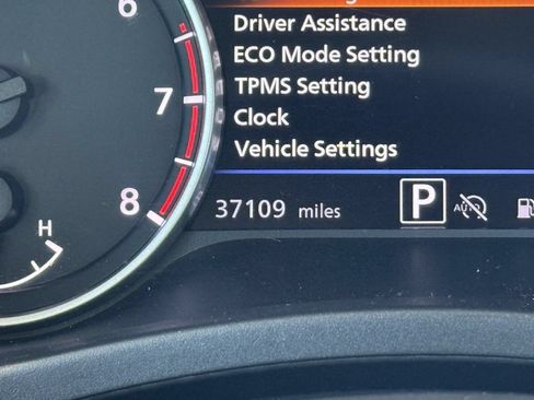 Used 2024 Nissan Sentra SV FWD image 33