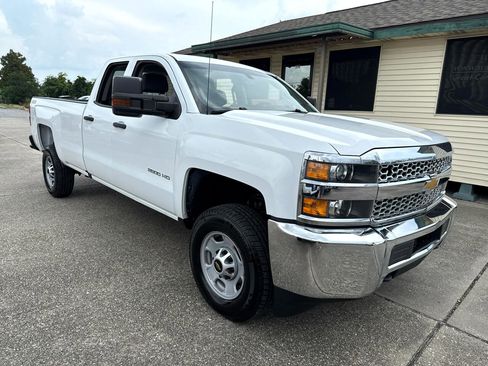 Used 2019 Chevrolet Silverado 2500 W/T w/ WT Convenience Package image 11