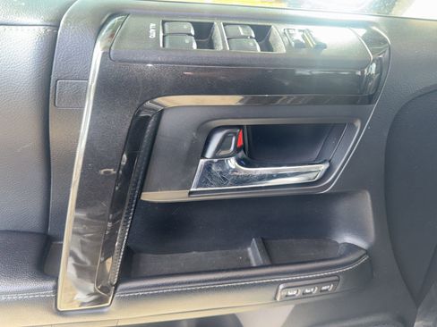 Used 2020 Toyota 4Runner Nightshade image 5