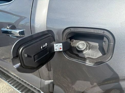 Used 2024 Ford F150 Lariat w/ Tow/Haul Package AWD/4WD image 30