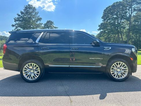 Used 2023 GMC Yukon Denali w/ LPO, Floor Liner Package RWD image 4