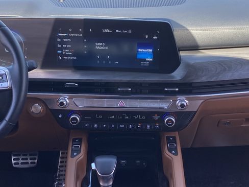 Certified 2025 Kia Telluride SX X-Line AWD/4WD image 14