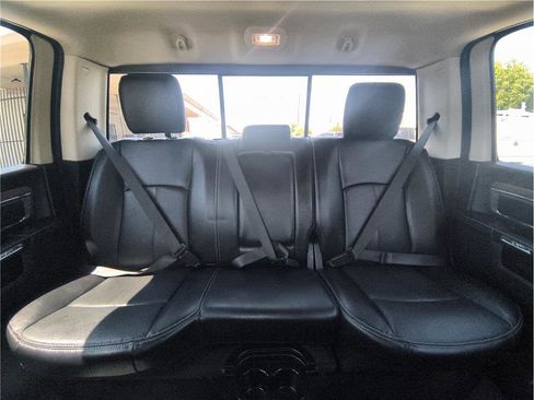Used 2017 RAM 1500 Laramie w/ Convenience Group AWD/4WD image 8