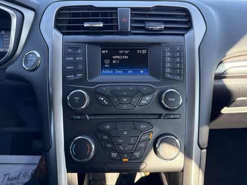 Used 2018 Ford Fusion S image 18