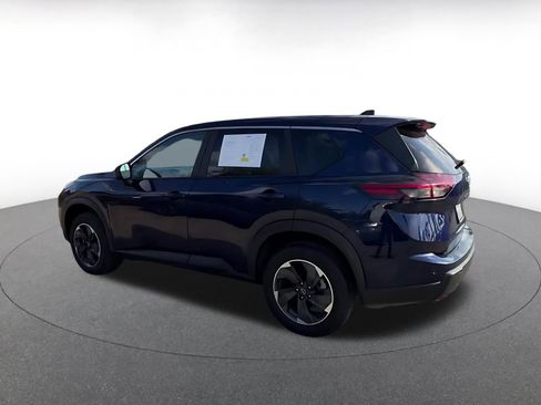Used 2025 Nissan Rogue SV FWD image 10