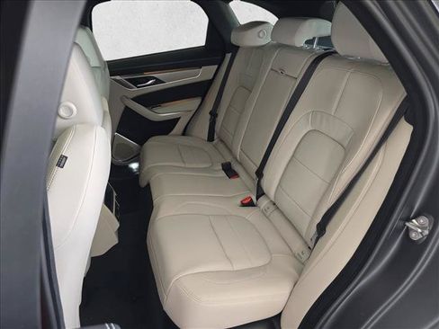Used 2026 Jaguar F-PACE R-Dynamic S AWD/4WD image 11