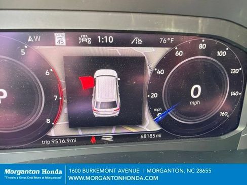 Used 2023 Volkswagen Atlas SEL Premium AWD/4WD image 2