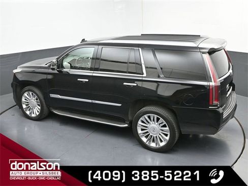 Used 2016 Cadillac Escalade Luxury image 20