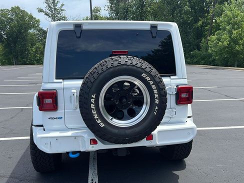 Used 2024 Jeep Wrangler High Altitude AWD/4WD image 4