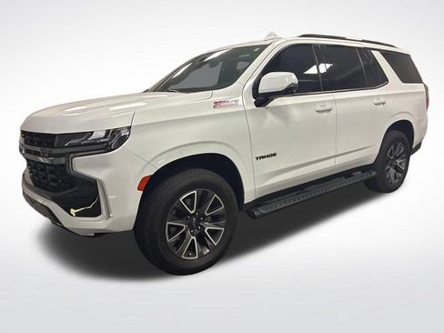 Used 2022 Chevrolet Tahoe Z71 w/ Luxury Package AWD/4WD image 1