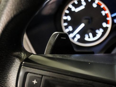 Used 2023 Nissan Rogue S image 16