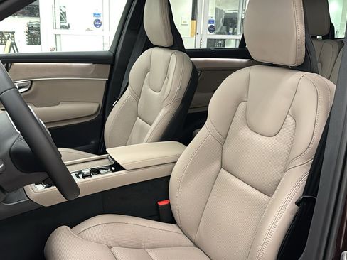 New 2026 Volvo XC90 T8 Ultra w/ Protection Package Premier AWD/4WD image 23
