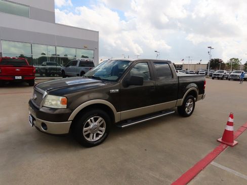 Used 2008 Ford F150 Lariat image 2