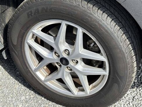 Certified 2024 Ford Edge SEL AWD/4WD image 4