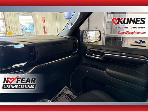 Used 2024 GMC Sierra 1500 Elevation w/ LPO, Elevation Black Package image 34