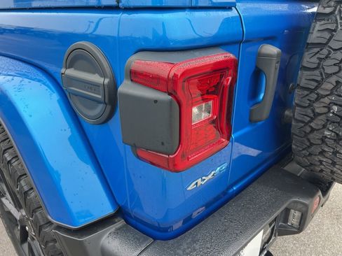 Used 2021 Jeep Wrangler Unlimited Sahara image 15