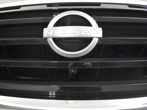 Certified 2024 Nissan Pathfinder SL image 41