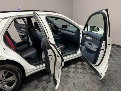 Used 2025 Genesis GV70 3.5T Sport AWD/4WD image 23